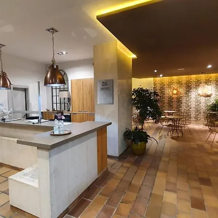 Otel Miraolas Llanes