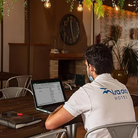 Otel Miraolas Llanes