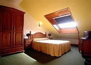 Otel Miraolas Llanes